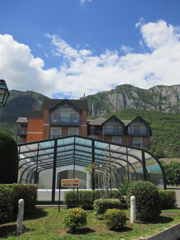 Hotel Chez Pierre D'Agos Εξωτερικό φωτογραφία